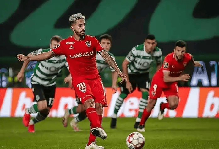 马德里竞技迎葡超关键赛，转会期主帅复盘，更衣室稳定，团队化学反应显著的简单介绍-爱游戏网站