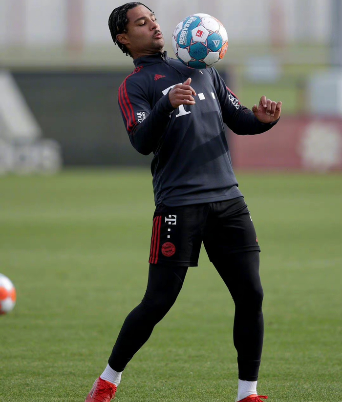 浙江稠州完成体检备战德国杯风云突变巴塞罗那赛前篮板制胜，现场解说直呼：清晨洛杉矶快船手感冰凉 